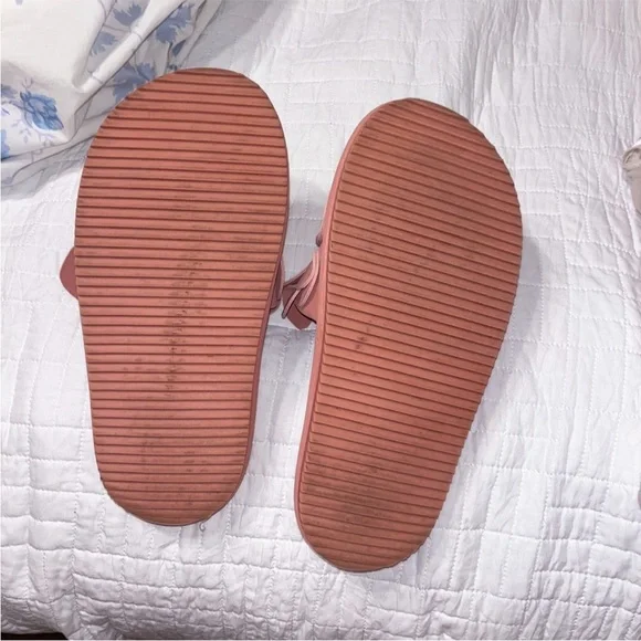 Farm Rio Monstera Sandals - Picture 4 of 5